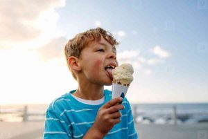 Nằm mơ thấy ăn kem có ý nghĩa gì? đánh cái gì? Nó là tốt hay xấu?