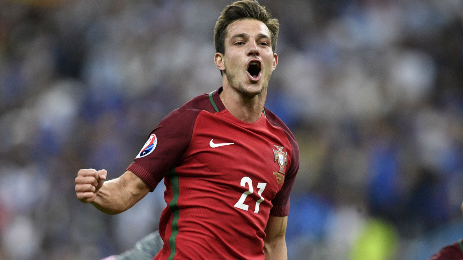 Cedric Soares biography, salary and net worth - Latest Sports News Africa | Latest Sports Results