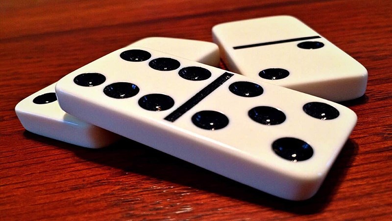Hướng dẫn cách chơi, luật chơi Domino truyền thống đơn giản, chi tiết